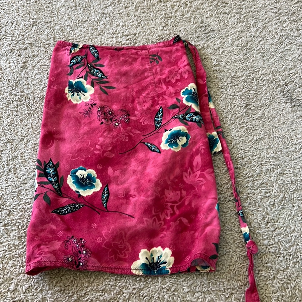 Red floral sarong